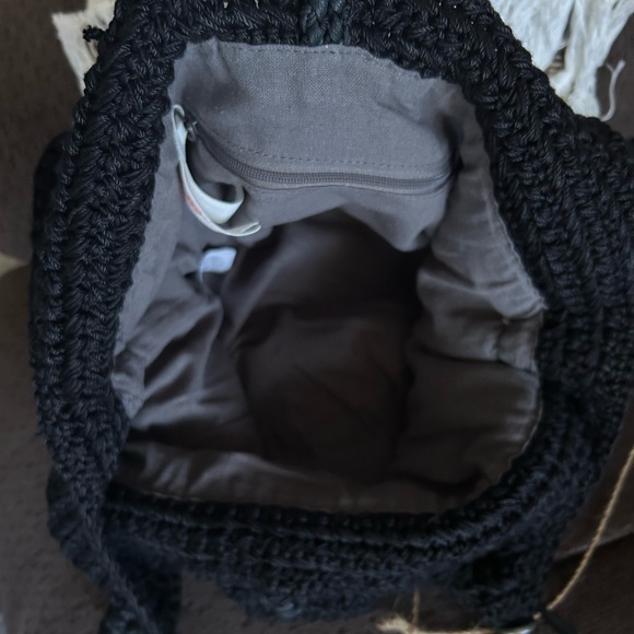 Vintage Sakroots Indio Hobo Bag, Black, Like New Condition - Picture 8 of 10